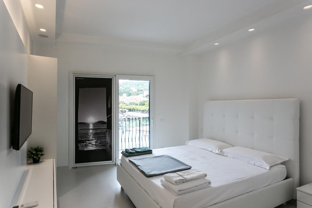 Al Molo Sea View Rooms Lerici Exterior photo
